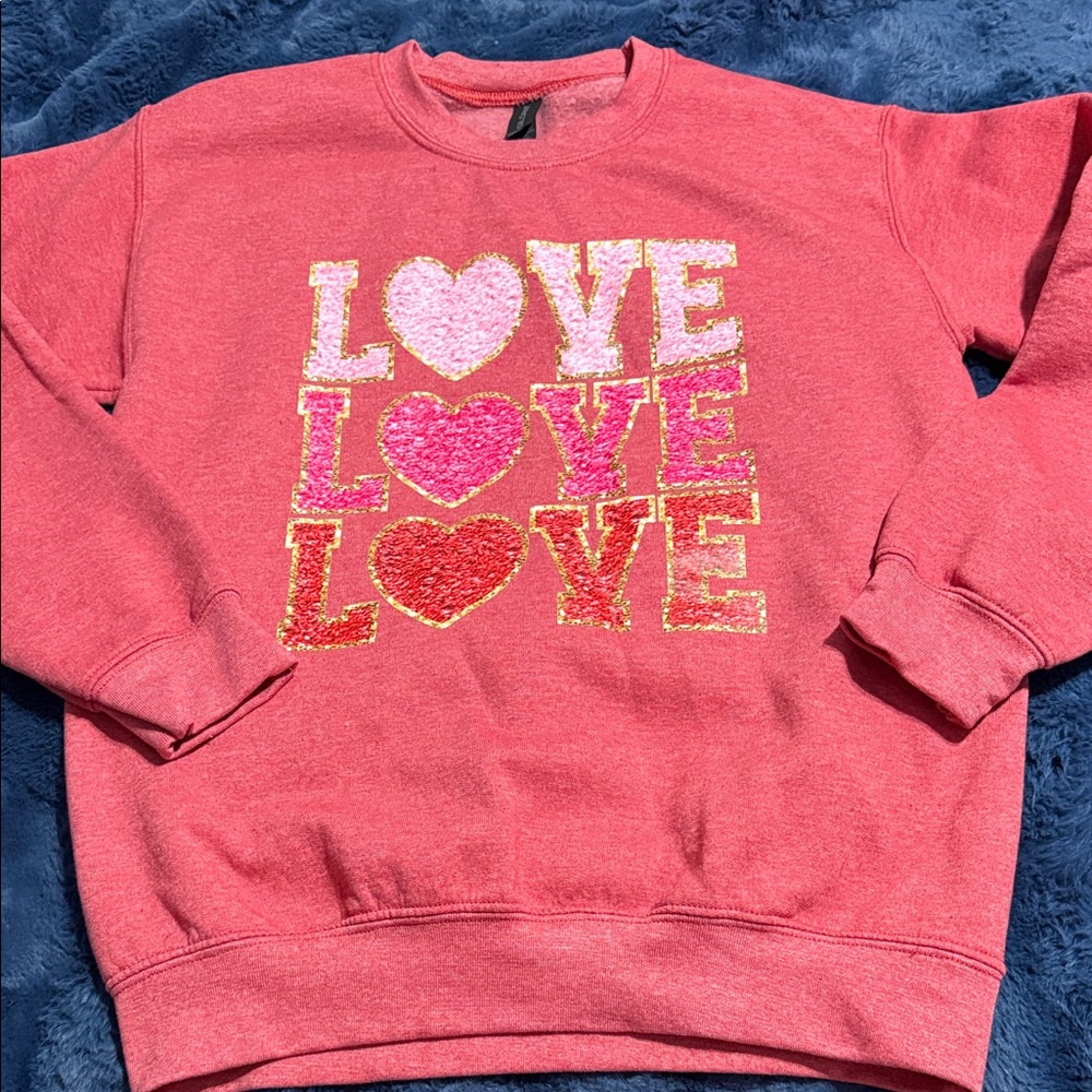 Gildan Pink Love Graphic Women's Sweater